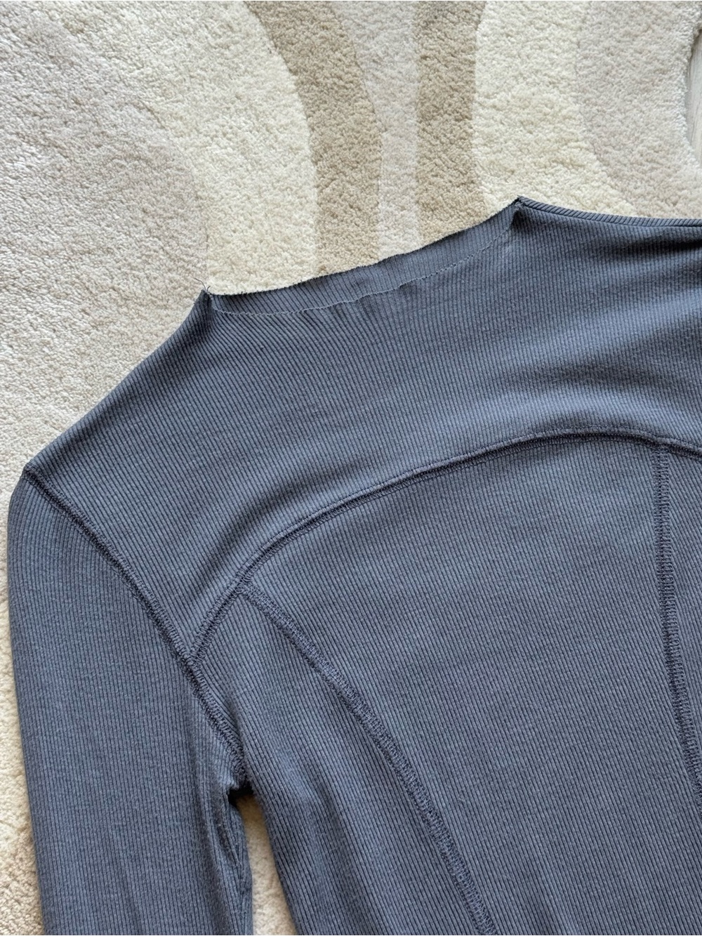 JOAH BROWN Contrast Stitch Long Sleeve Crop - Vintage Navy - Picture 2 of 4